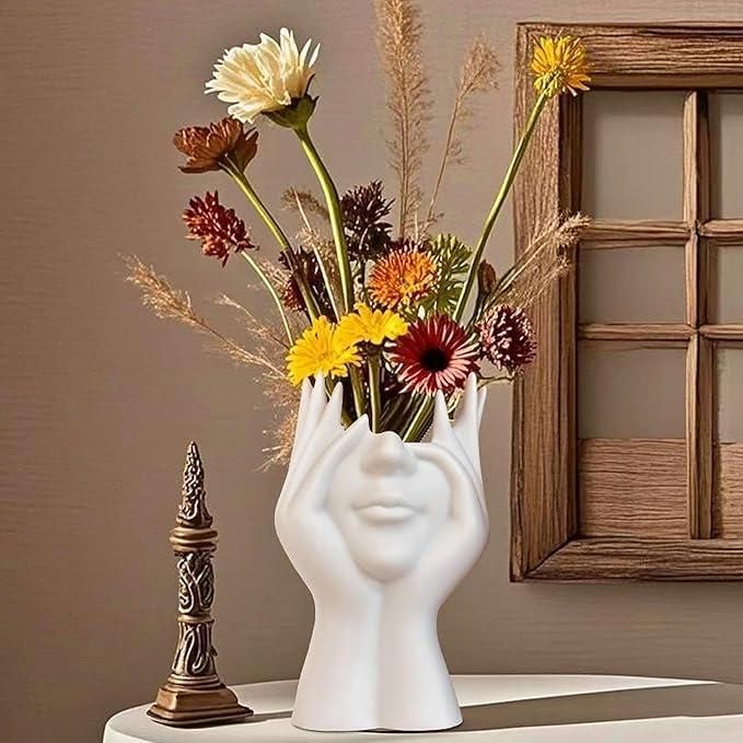 Modern Aesthetic Face Vase – Artistic Ceramic Decor