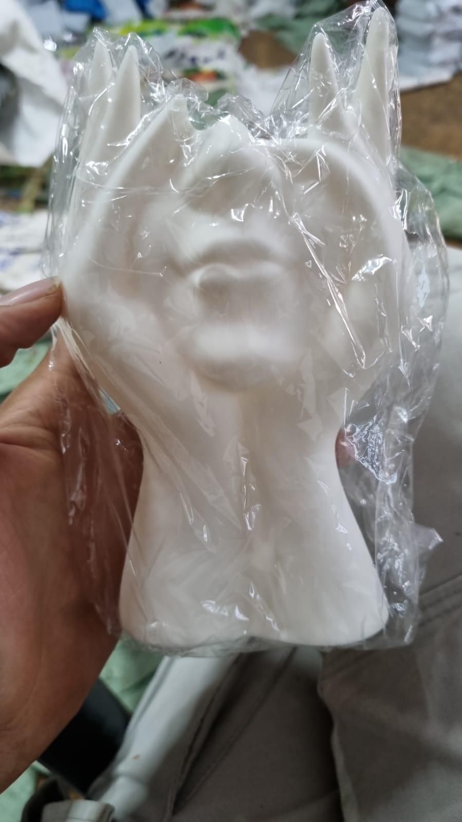 Modern Aesthetic Face Vase – Artistic Ceramic Decor
